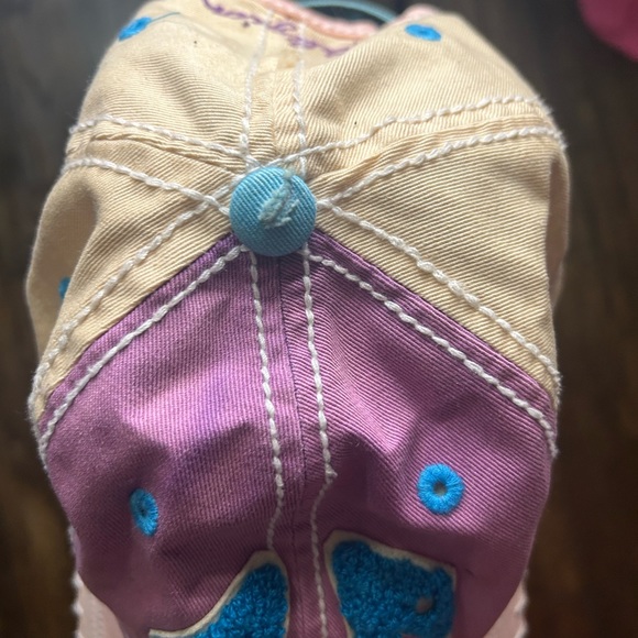 True religion hat - Picture 5 of 9